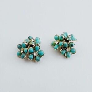 Vintage Flower Clip-on Earrings​
